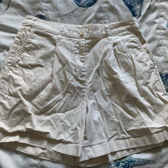 J. Crew Pants - J. Crew Cream Shorts size 8